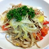 残りもののお蕎麦で簡単ランチです☆サラソバ